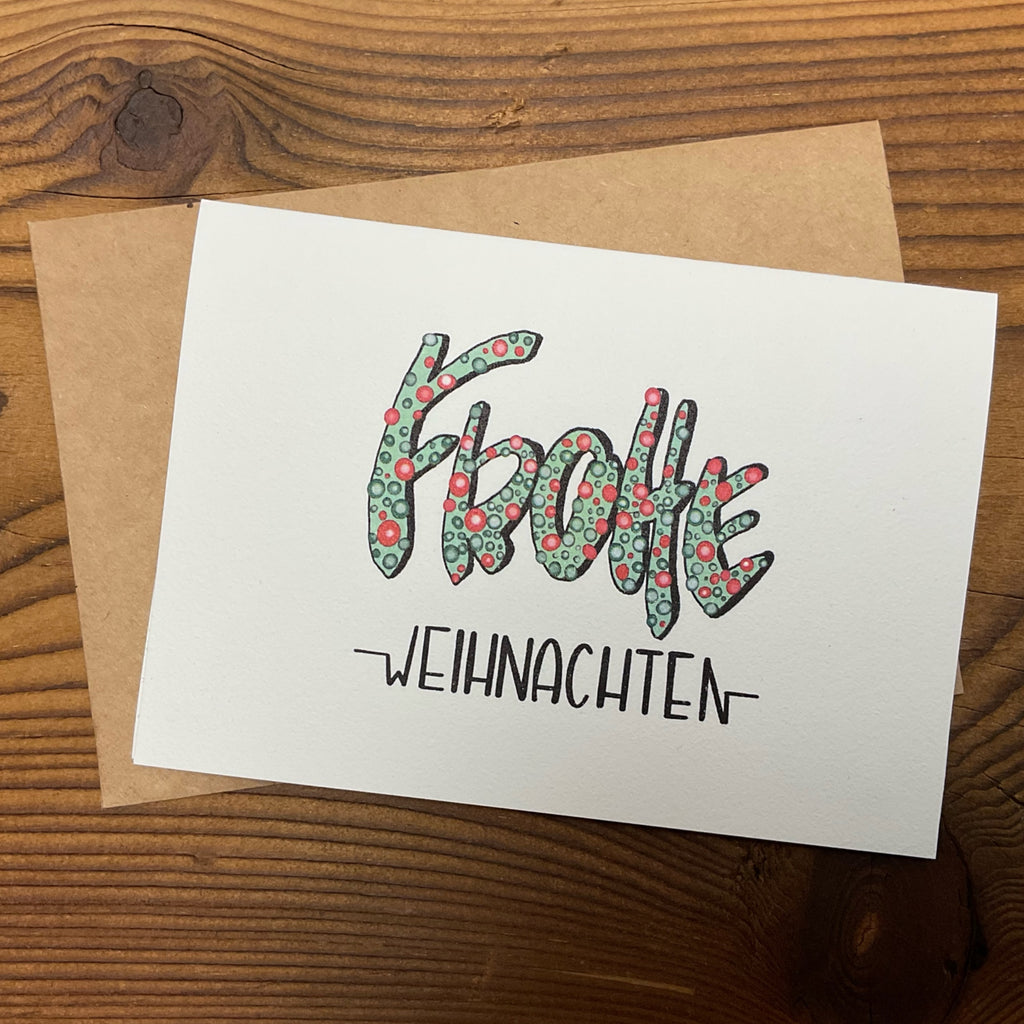 Weihnachtskarte Frohe Weihnachten mit Kraftpapier-Couvert – Handlettering KicomiArt