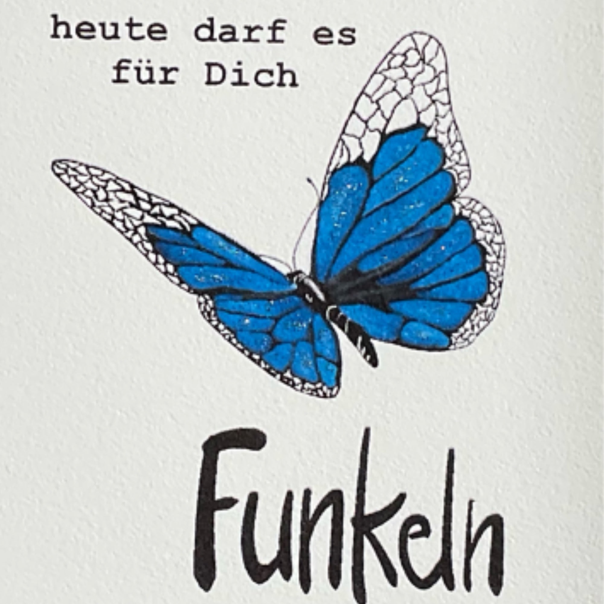 Detailansicht der handgezeichneten Schmetterlings-Illustration mit Glitter-Veredelung auf der Motivationskarte Funkeln, KicomiArt
